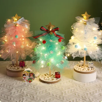 Área de trabalho da Árvore de Natal de Luz de LED 30CM Mini Tabela de Presente de Natal Árvore Artificial de Natal Árvore de Natal Enfeite de Decoração de Casa de 2022